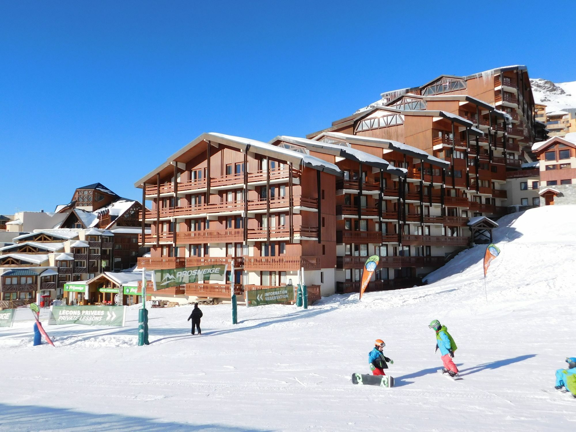 Le Cheval Blanc - Village Montana Валь-Торанс Екстер'єр фото